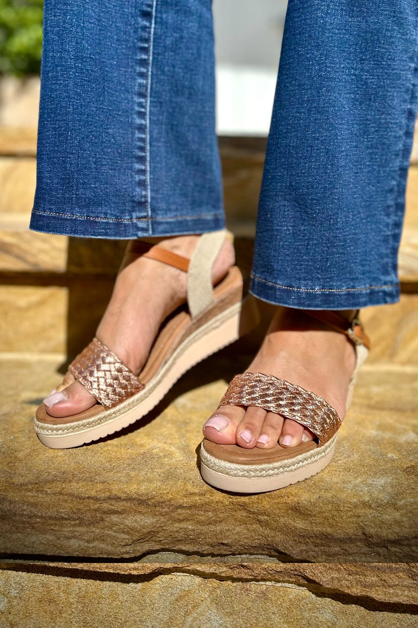 Nila Wedges Champagne