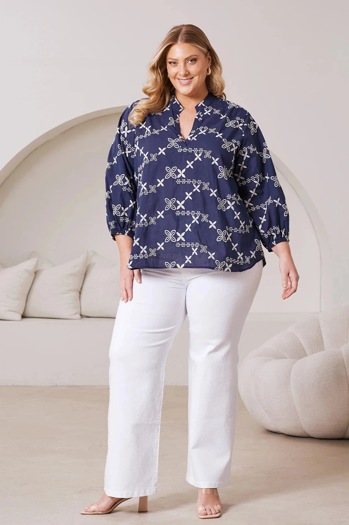 Valeria Embroidered 3/4 Sleeve Top in Navy
