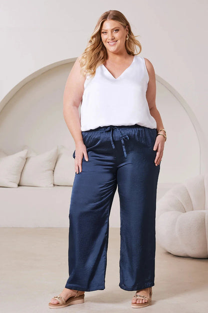 Perla Reversible Neckline Sleeveless Top in White