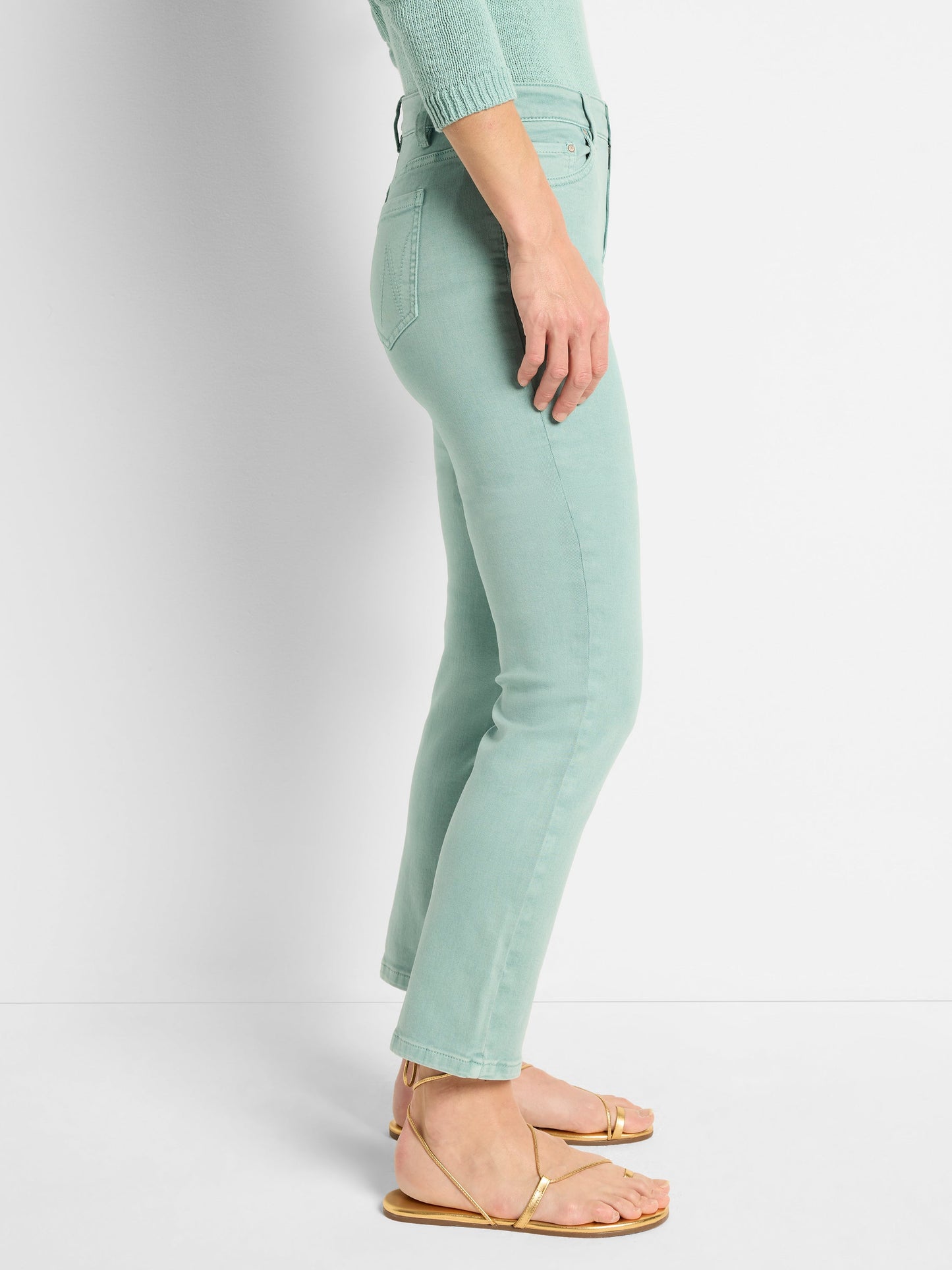 Daytrip Straight Ankle Jeans
