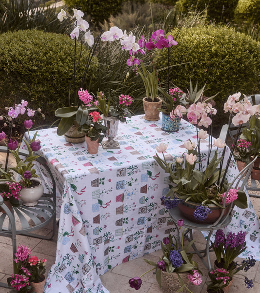 The Tablecloth - Flower Pots